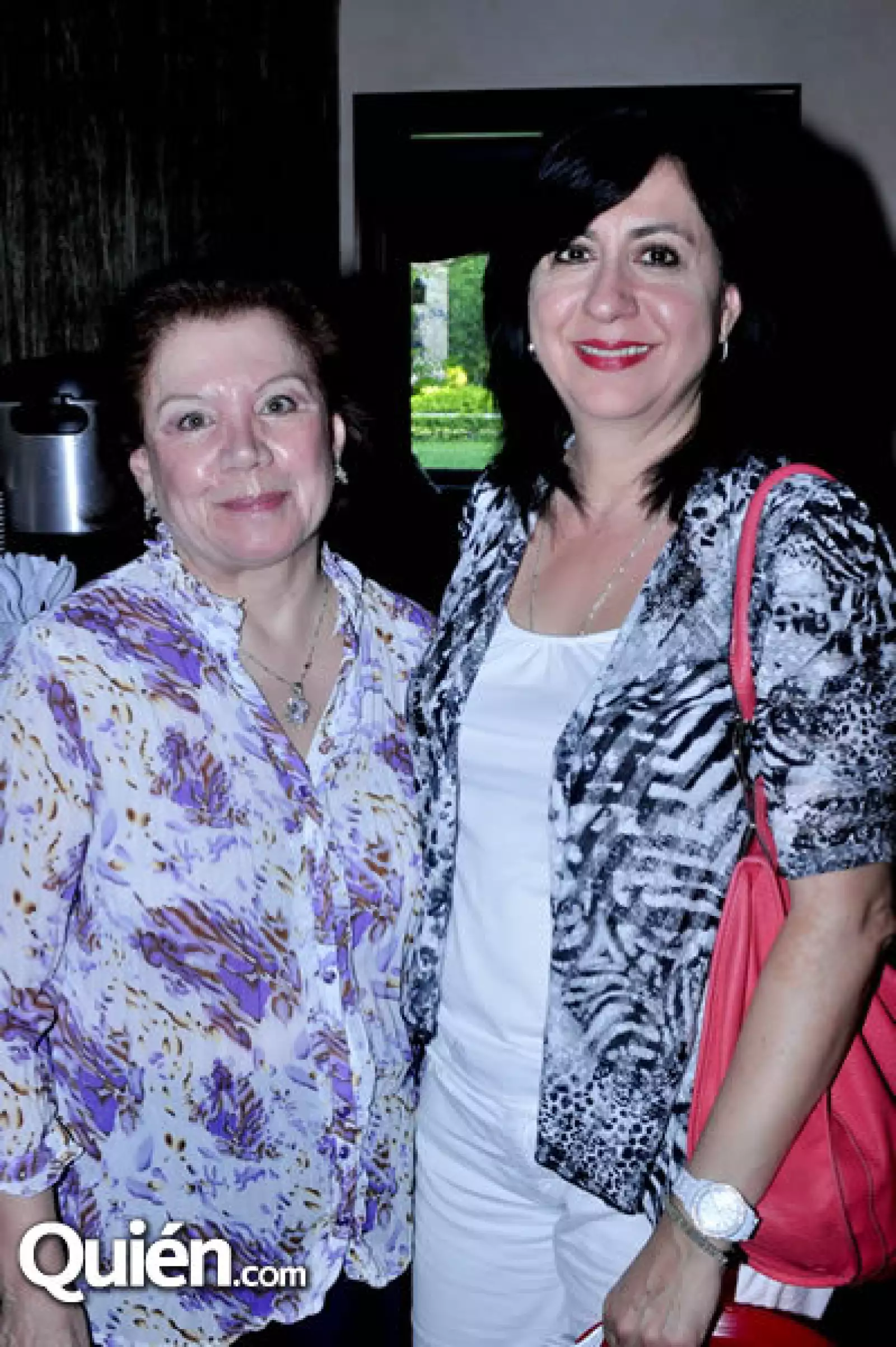 María Elena García de Juárez y Bertha de Martínez