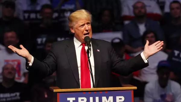 Trump dijo que los aliados estratégicos del país norteamericano deben aumentar su participación en los costos de seguridad, para no generar gastos a dicho país.