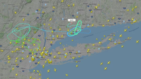 www.flightradar24.com