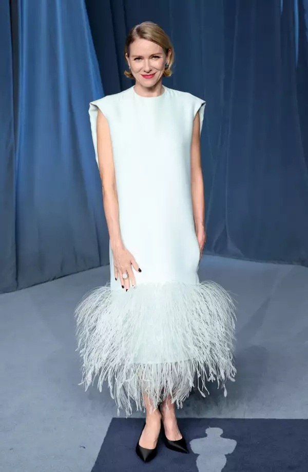 debuts-diseñadora-academy-museum-gala