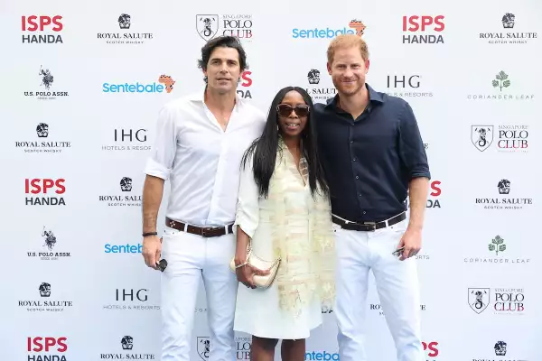 Sophie Chandauka presidenta de la ONG Sentebale y el príncipe Harry