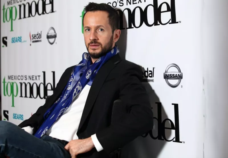 El director de Contempo Models habló de cómo divide su vida entre estar involucrado en el mundo de diseñadores y modelos, y el de ser padre de dos hijos.
