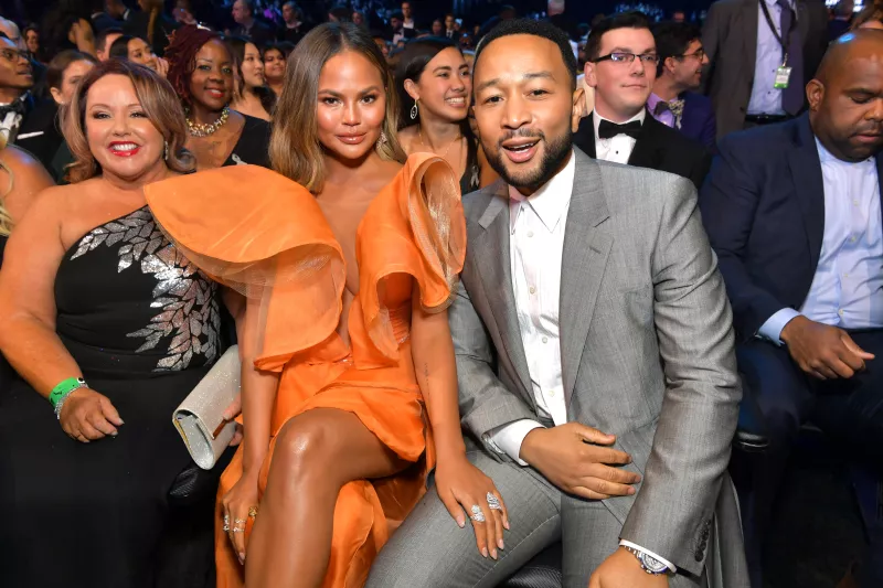 Chrissy Teigen y John Legend