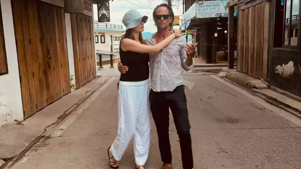 rick-chelsea-the-white-lotus