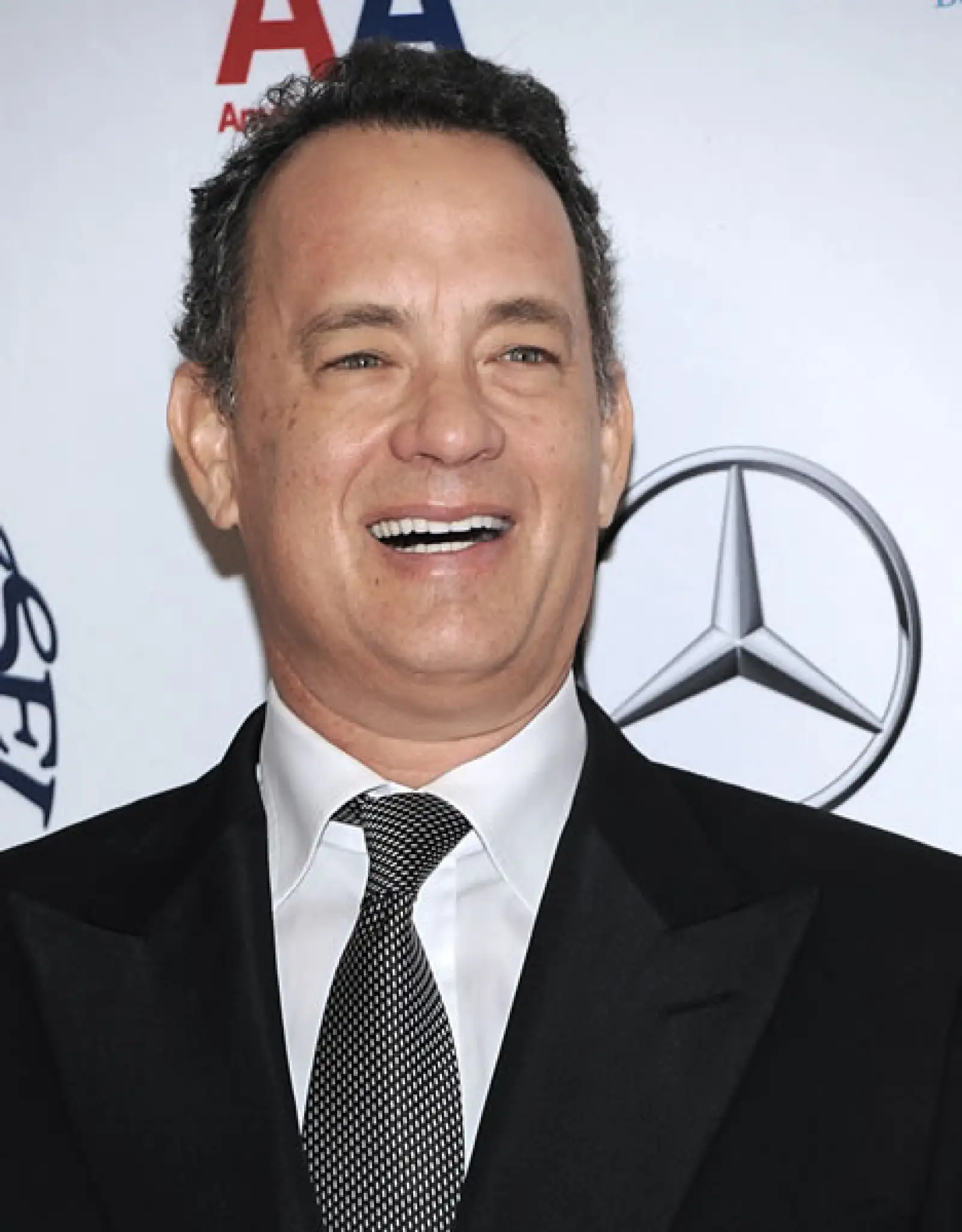 TOM HANKS. Él ganó dos veces consecutivas -1993,1994- por su actuación en `Philadelphia´y `Forrest Gump´. También ha sido nominado tres veces más.