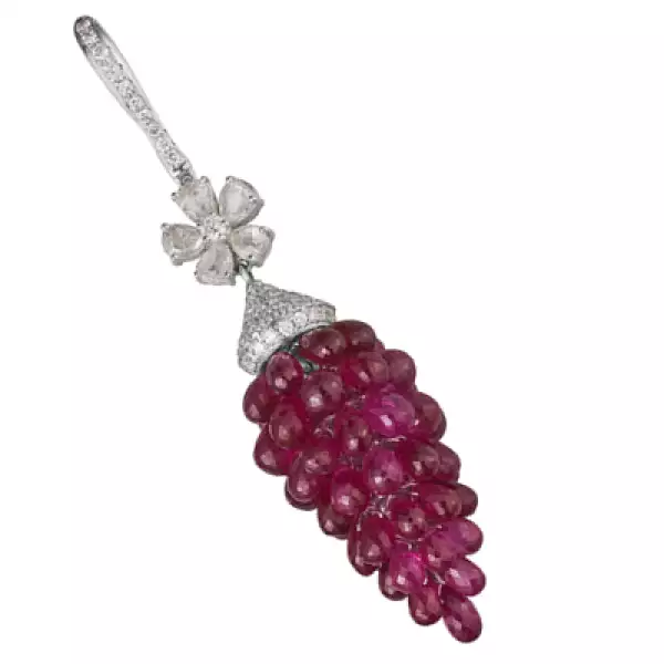 El pulido del diamante incrementa su valor, el más brillante es el corte redondo.