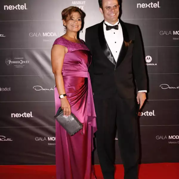 Sara Cuéllar y Max Bernalal