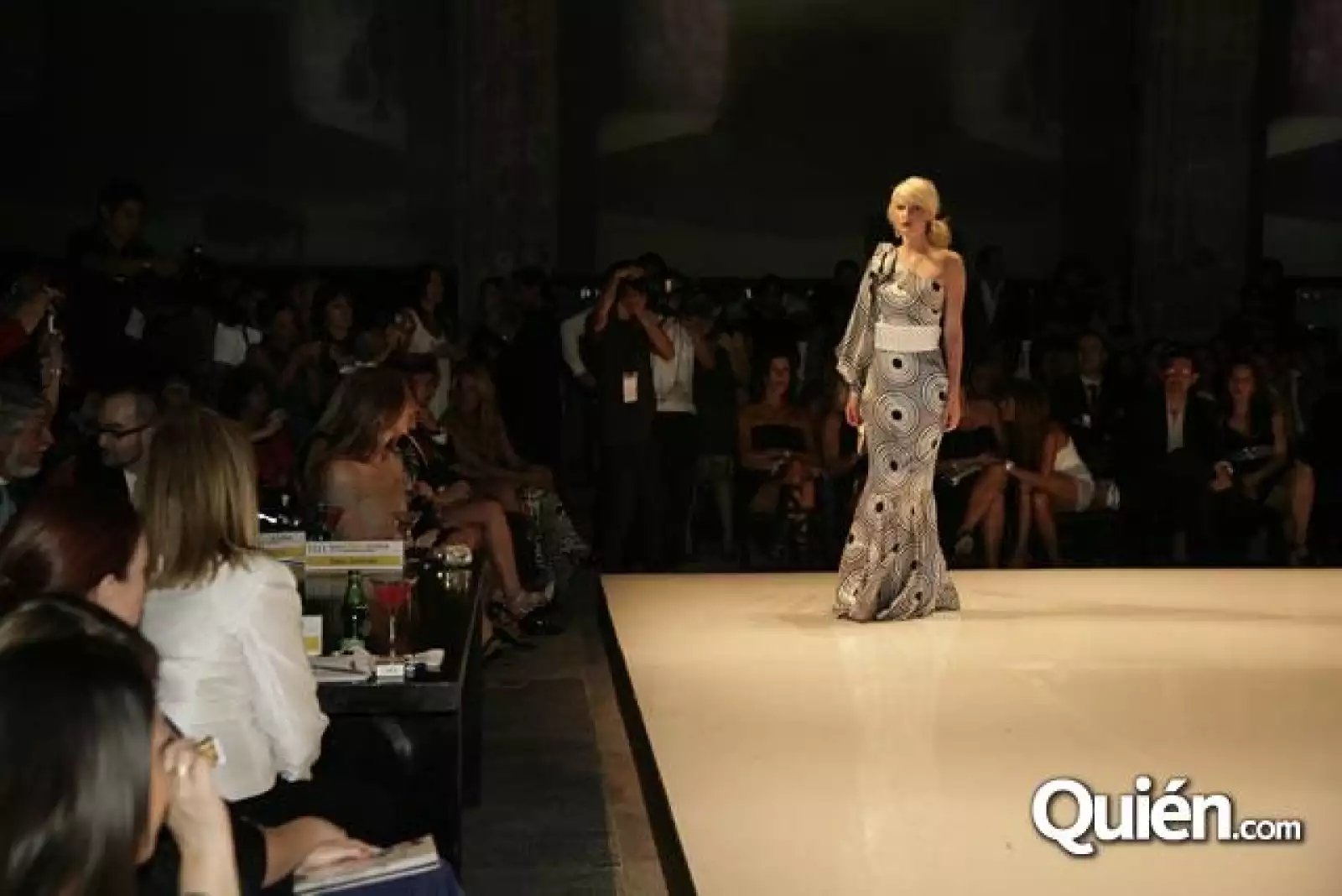 ELLE Mexico Disena 2010