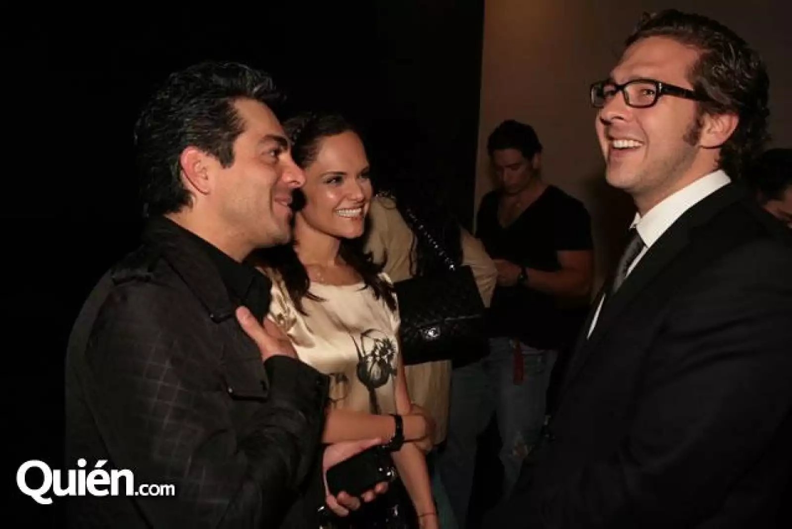 Omar Chaparro,Lucy Chaparro,Gabriel Holschneider