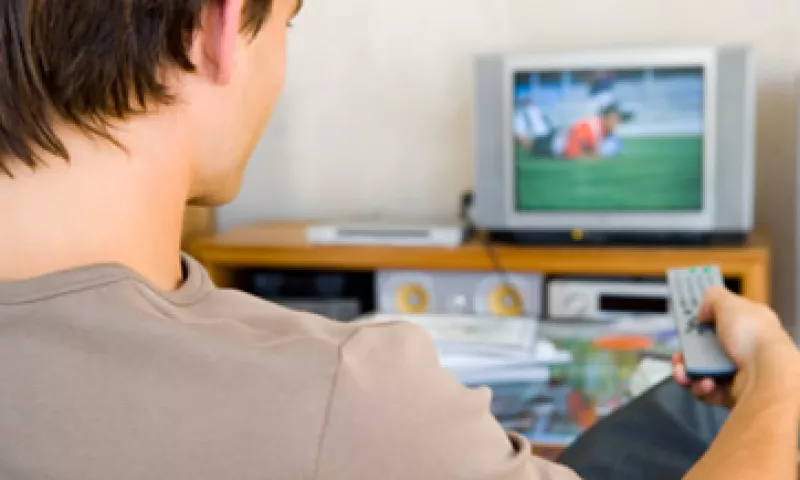 Dish afirma que ambas televisoras nacionales le han impedido anunciarse en sus canales de televisión abierta. (Foto: Thinkstock)