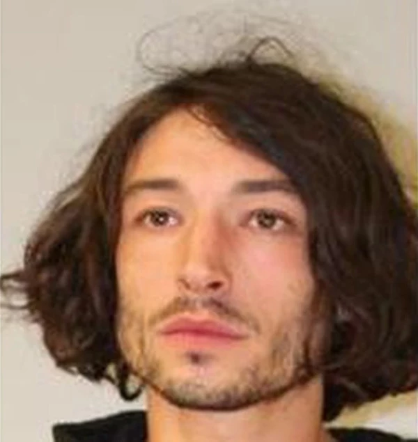Ezra de nuevo arrestado en Hawái