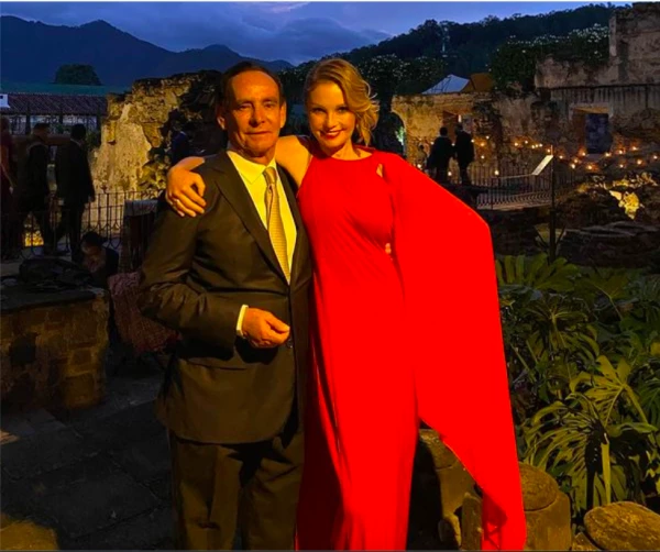 Se pidió discrecoón a los inivtados, pero algunos sí compartieron fotos en sus redes. Instagram, Melissa Camil