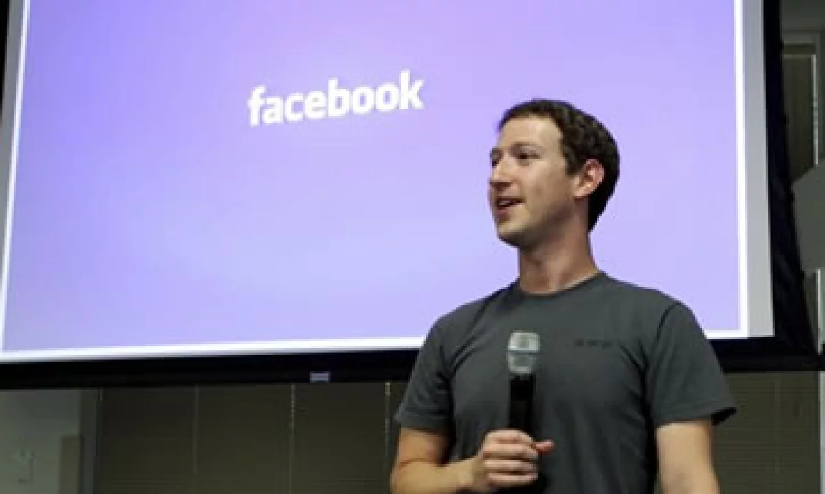El diario señala que Facebook es una inmensa plataforma de distribución. (Foto: Reuters)