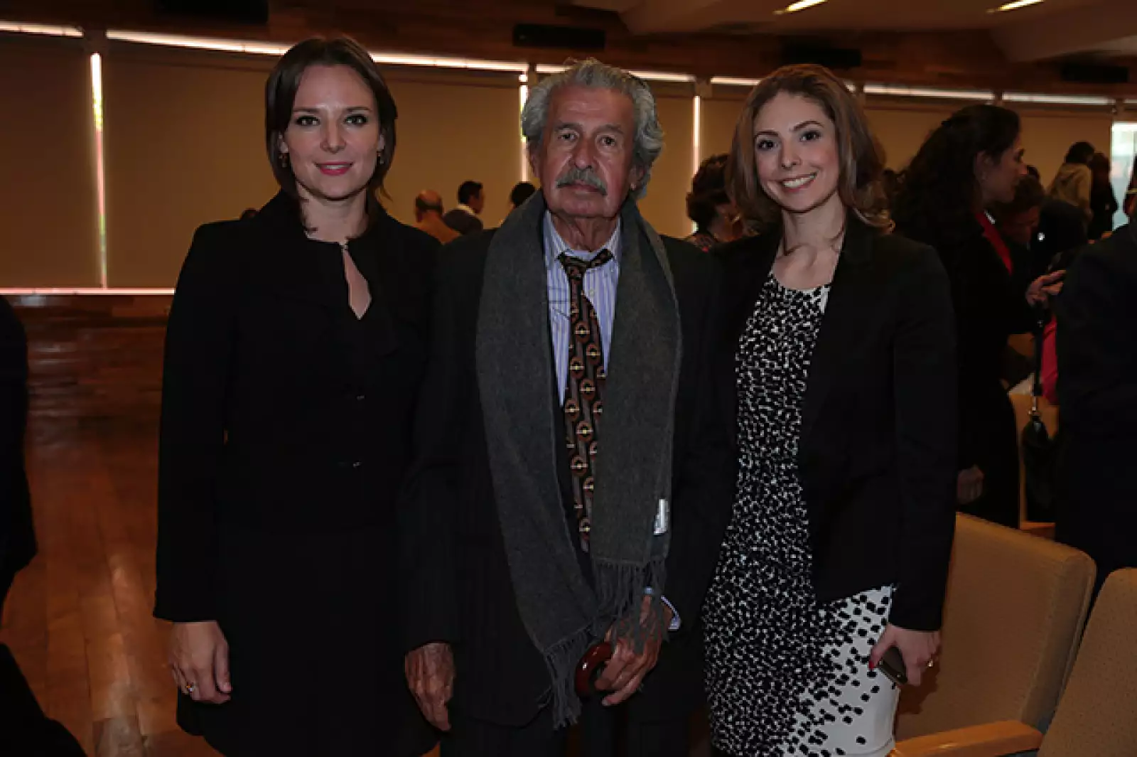 Anastasia Sergeevna,Gustavo Arias,María Gonzalez