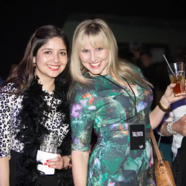 Marcela Carmona y Roisin Lyons