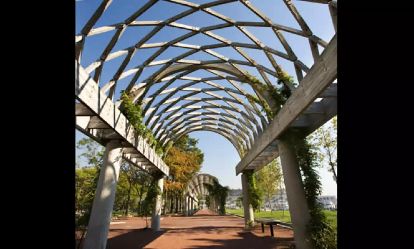 Este parque está considerado uno de los más antiguos de Estados Unidos; fundado en 1634, mide 20 hectáreas y conecta los barrios de Newsbury y Financial.