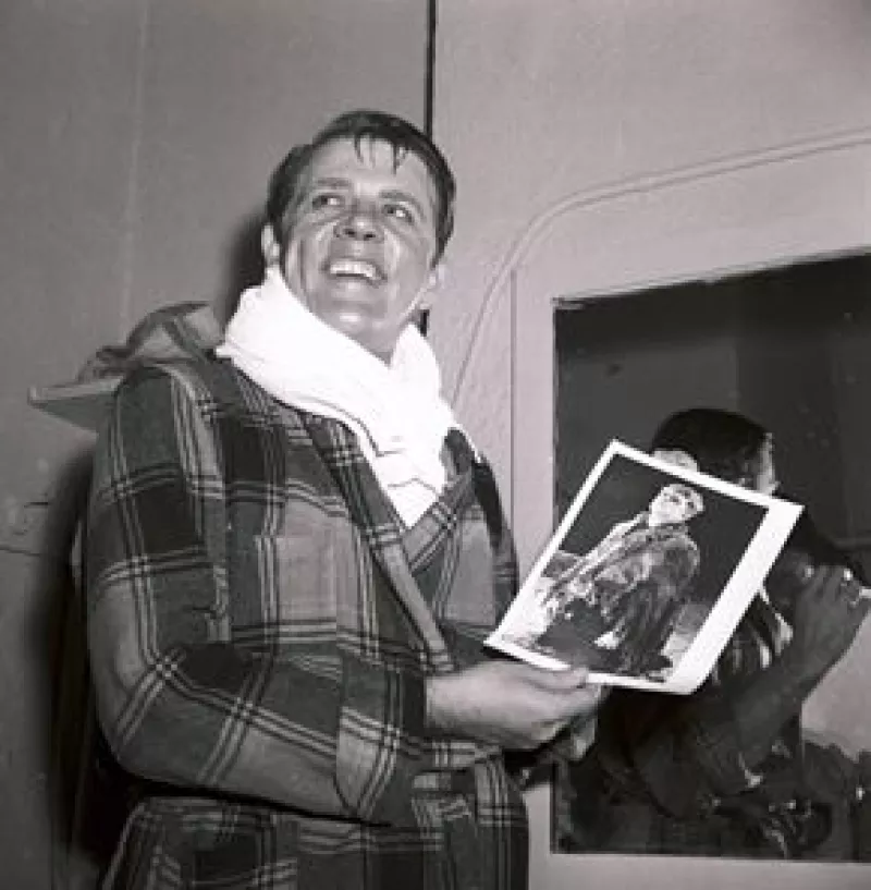 Falleció el actor que dio vida al comisionado Gordon en la serie de Batman de los 90.