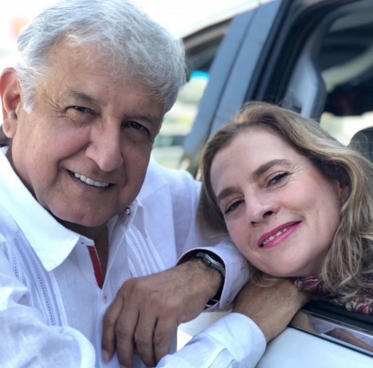 Andrés Manuel López Obrador envía emotivo mensaje a Beatriz