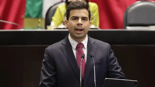 Manuel Cota Cárdena en la Cámara de Diputados