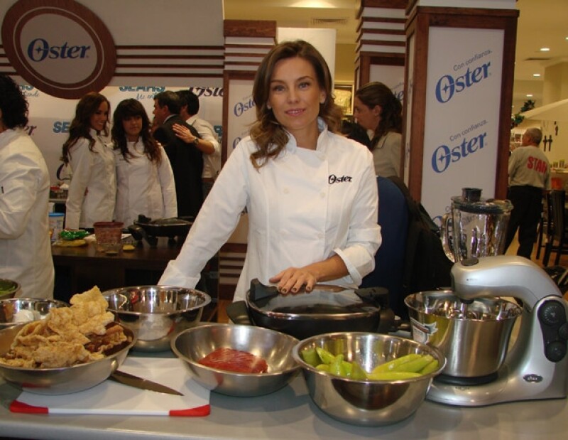 Dominika Paleta dio muestra de que también es excelente cocinera.
