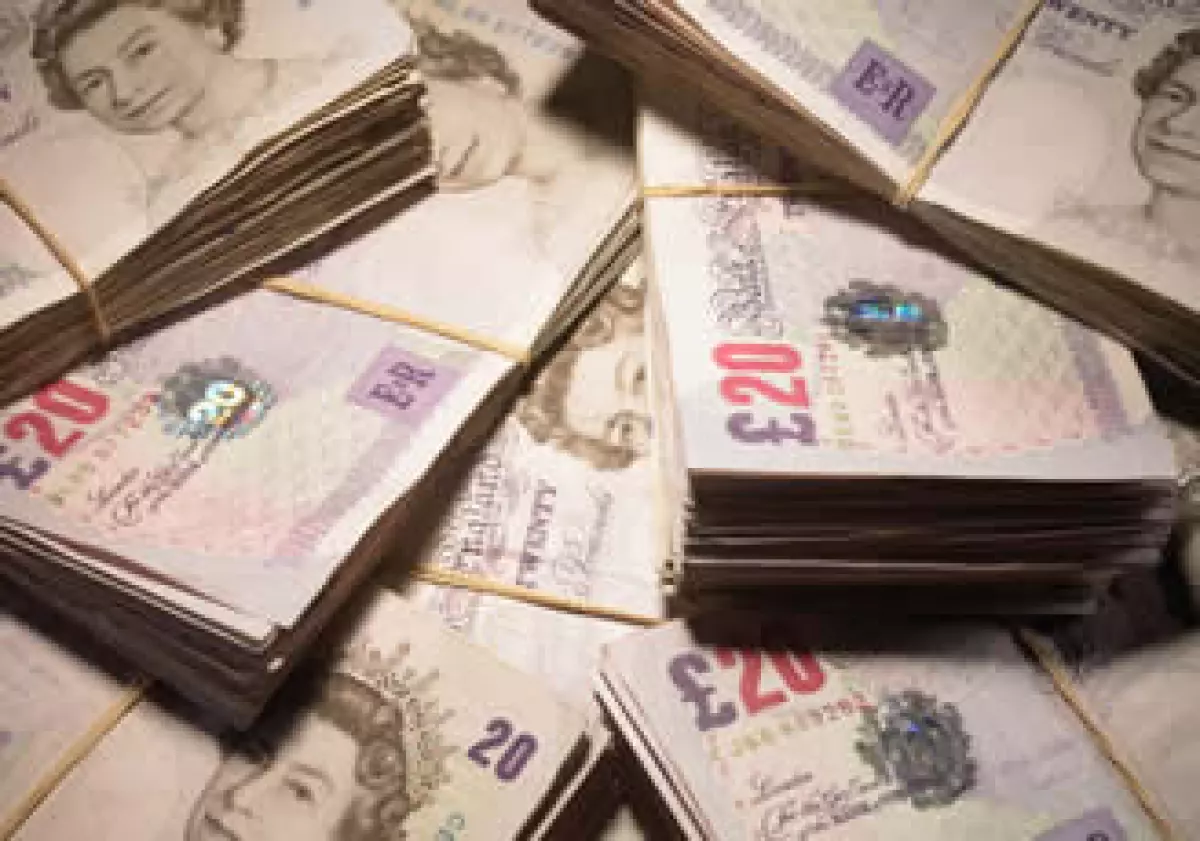La libra esterlina ha caído 8% frente al dólar durante el 2010. (Foto: Jupiter Images)