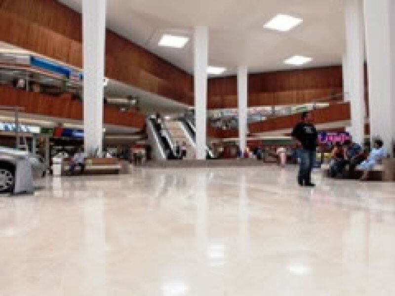 Los centros comerciales analizan un cierre temporal (Foto: Notimex)