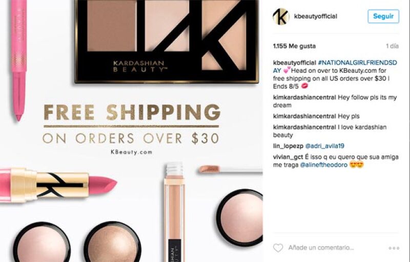 Según Daily Mail, la compañía lanzó la línea Kardashian Beauty sin el consentimiento de las Kardashian.