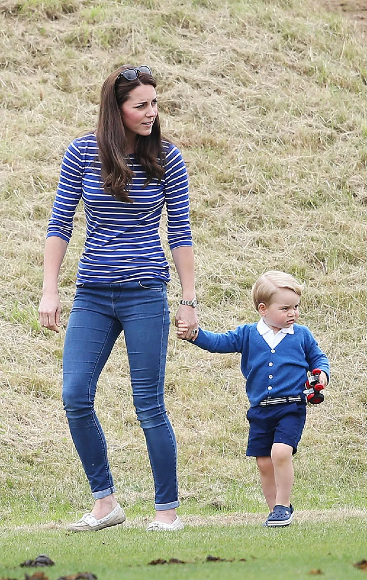Kate Middleton y el príncipe George acompañaron al príncipe William durante un partido de polo.