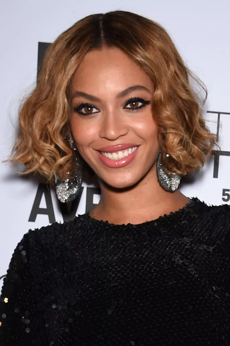 Luego de que saliera a la luz el listado de los que encabezan las listas de los Grammys 2015, la cantante se ha convertido en la mujer más nominada en la historia de los premios.