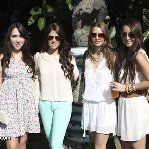 Michelle Arellano, Elia Orozco, Natalie Anaya y Aida González