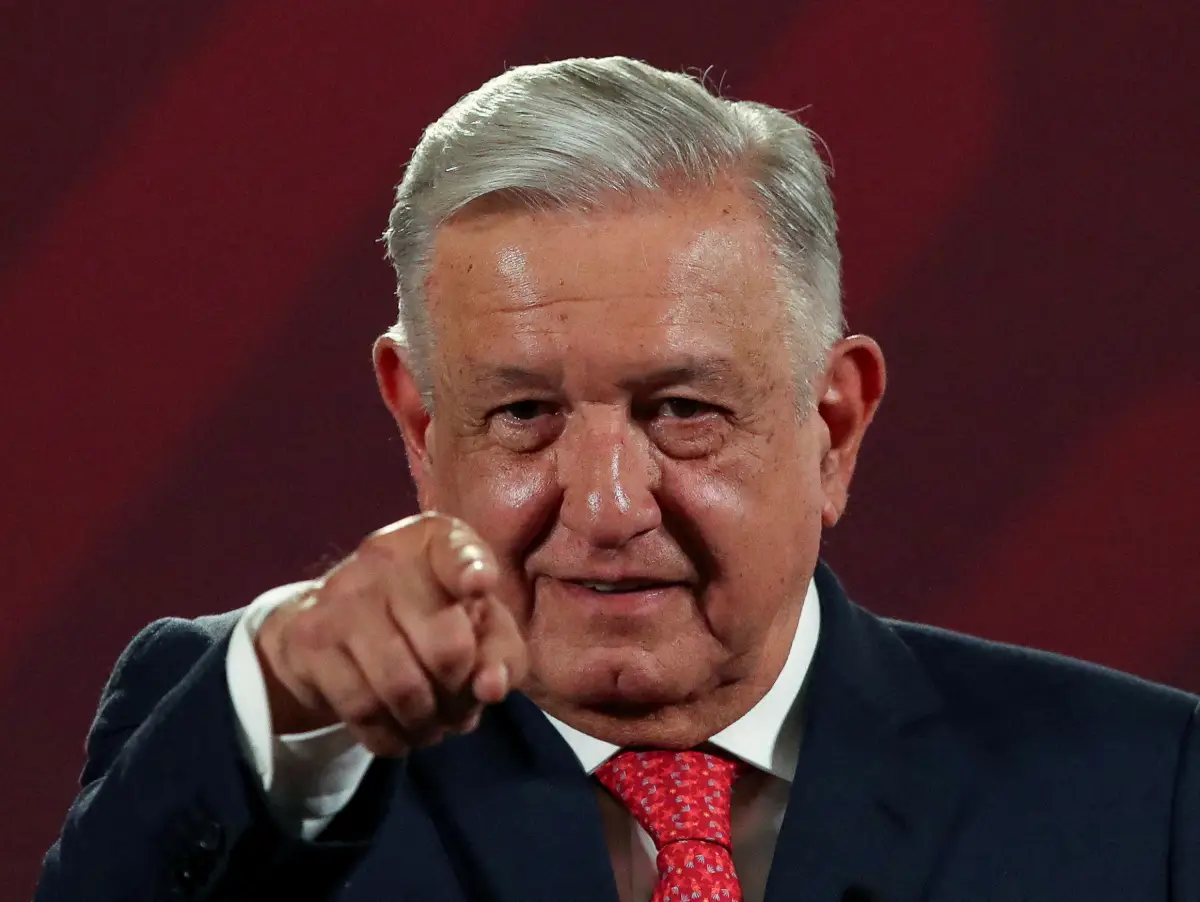 toma-tu-champoton-amlo