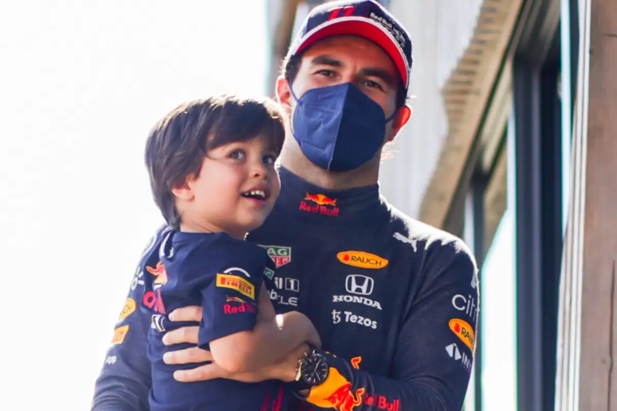 checo-perez-hijo