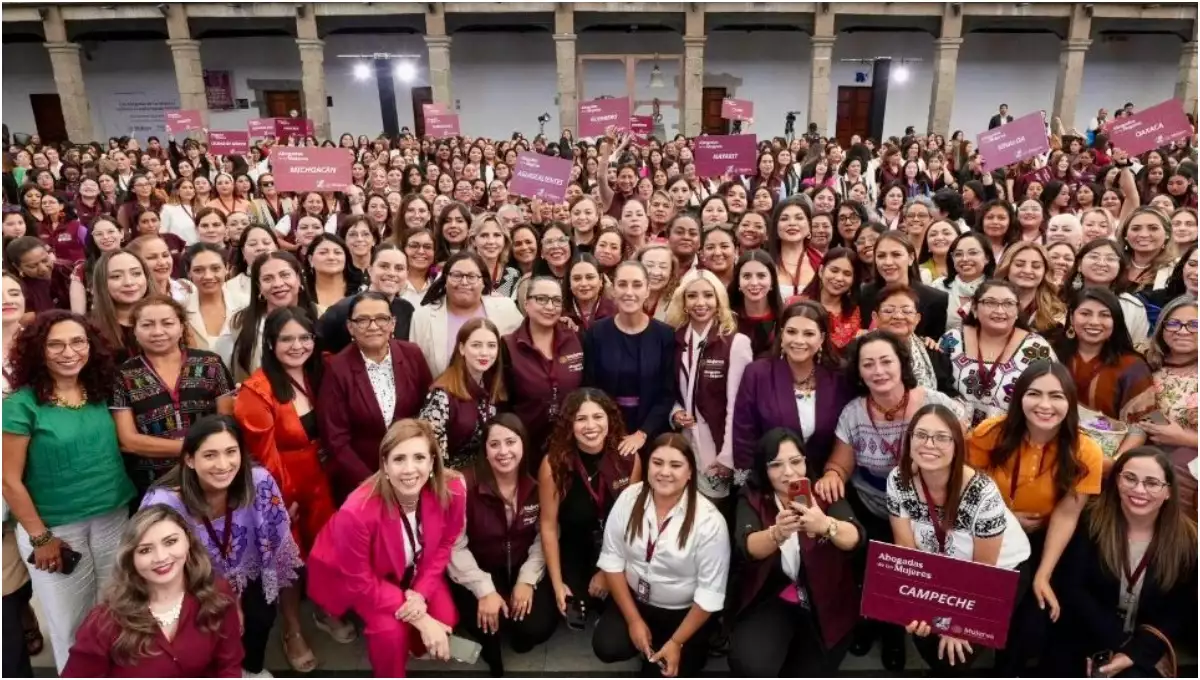 mujeres-abogadas-sheinbaum.jpg