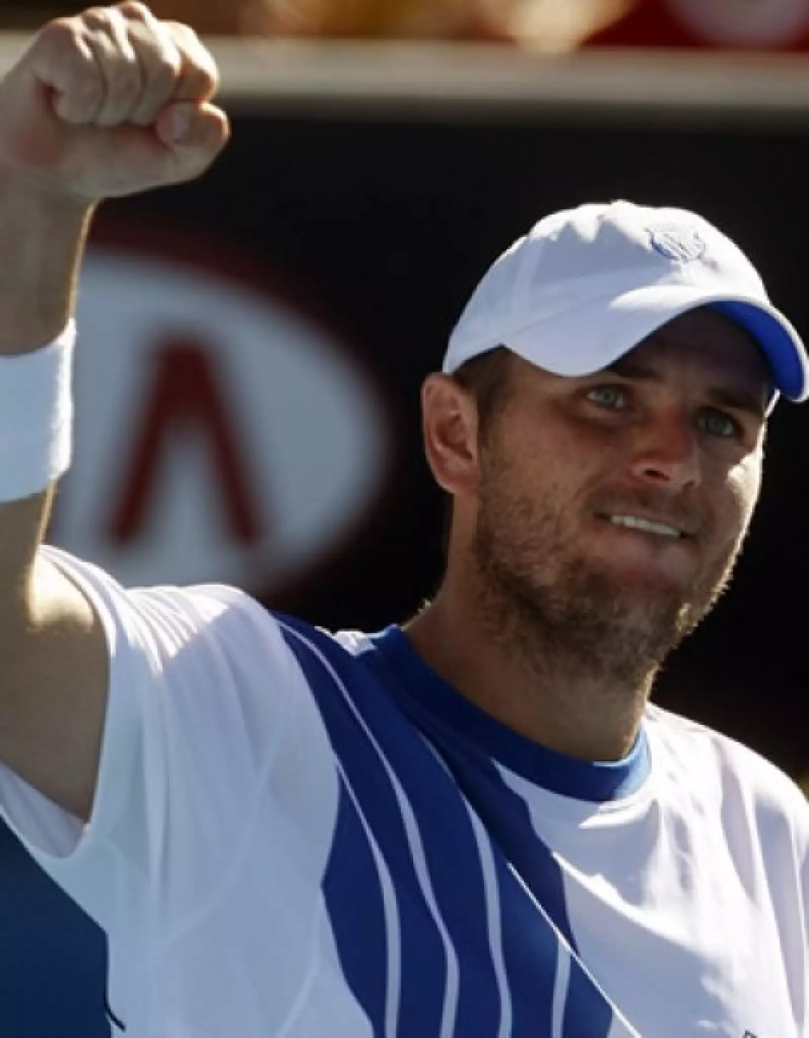 Estodounidense, tiene 27 años, logró medalla de plata en los Juegos Olímpicos de Atenas 2004.