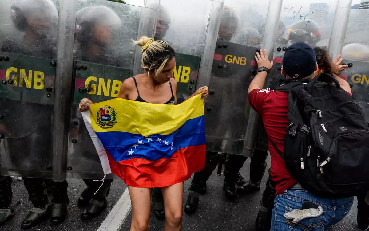 El estado de excepción a generado protestas de venezolanos.