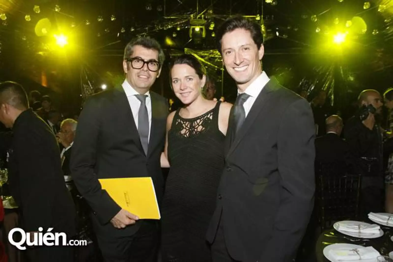 Carlos Salcido,Marcela Teutli y Federico Legorreta