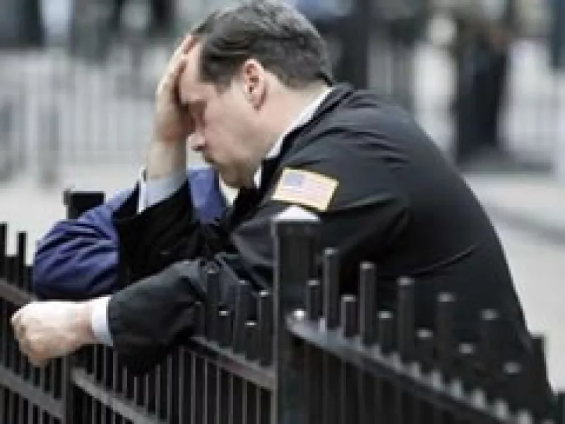 La recesión económica amenaza con disparar la tasa de desempleo en EU. (Foto: Archivo)