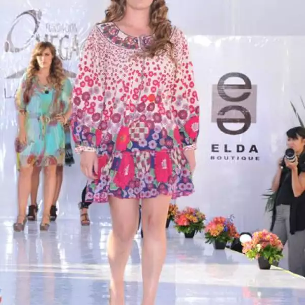 Desfile Elda Watanabe