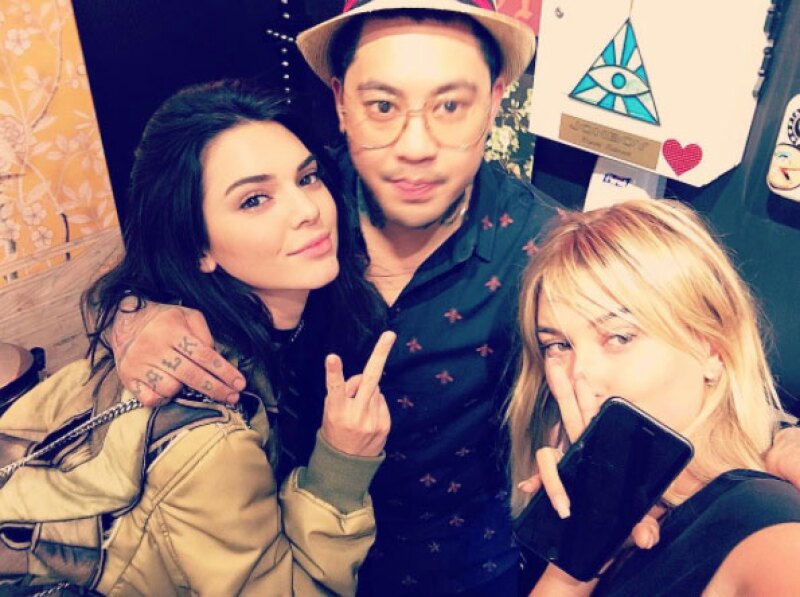 Kendall diseñó el nuevo tatuaje de su amiga Hailey Baldwin.