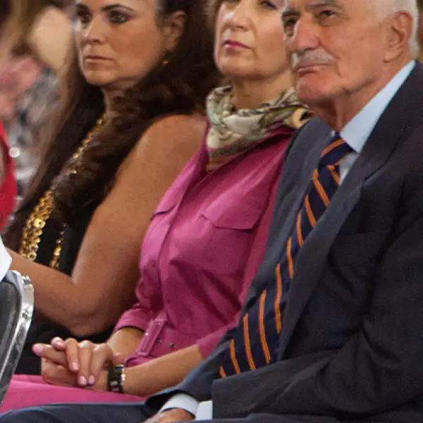 Perla Ealy, Eva A. de Mahbub y Víctor M. Mahbub