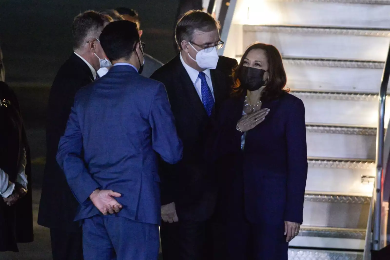  Kamala Harris, aterrizó este lunes en México 