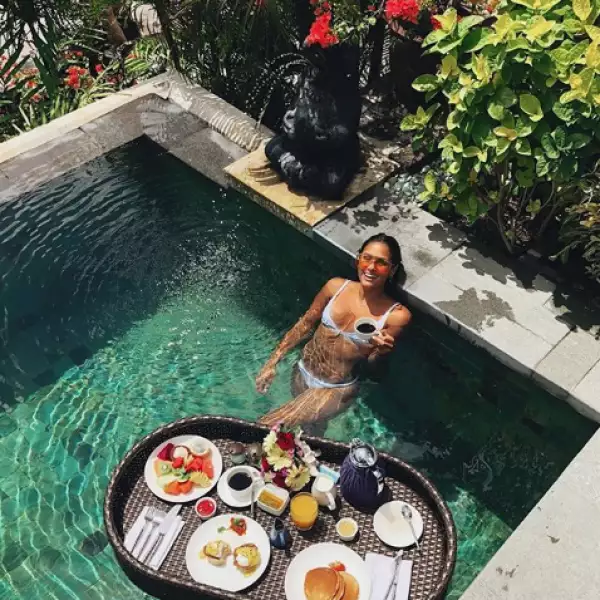 Renata Notni viaje por Asia