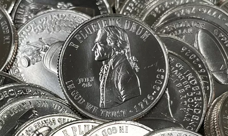 eu lanza monedas conmemorativas por su independencia