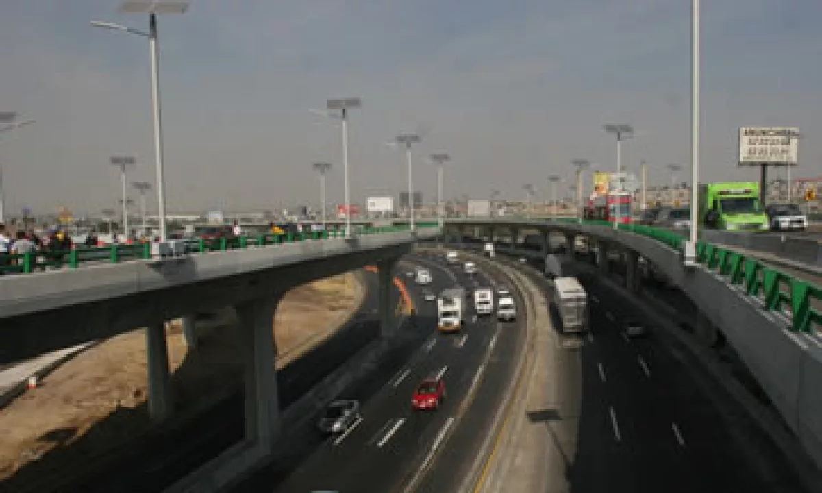La difusión de los audios llevó a que las acciones de la constructora cayeran 22% en dos días. (Foto: Cuartoscuro )