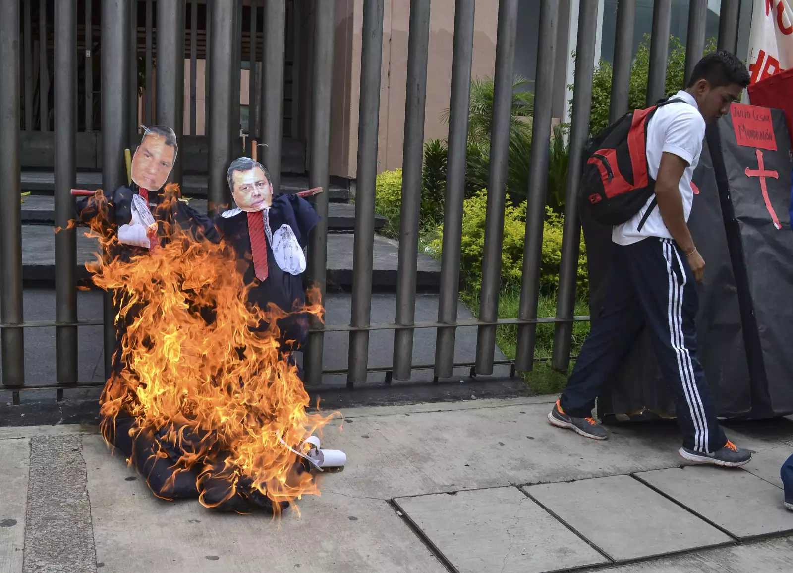ayotzinapa 5 añ