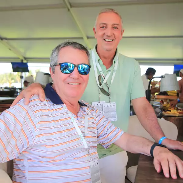 Vicente Pérez y Alejandro Cumming 