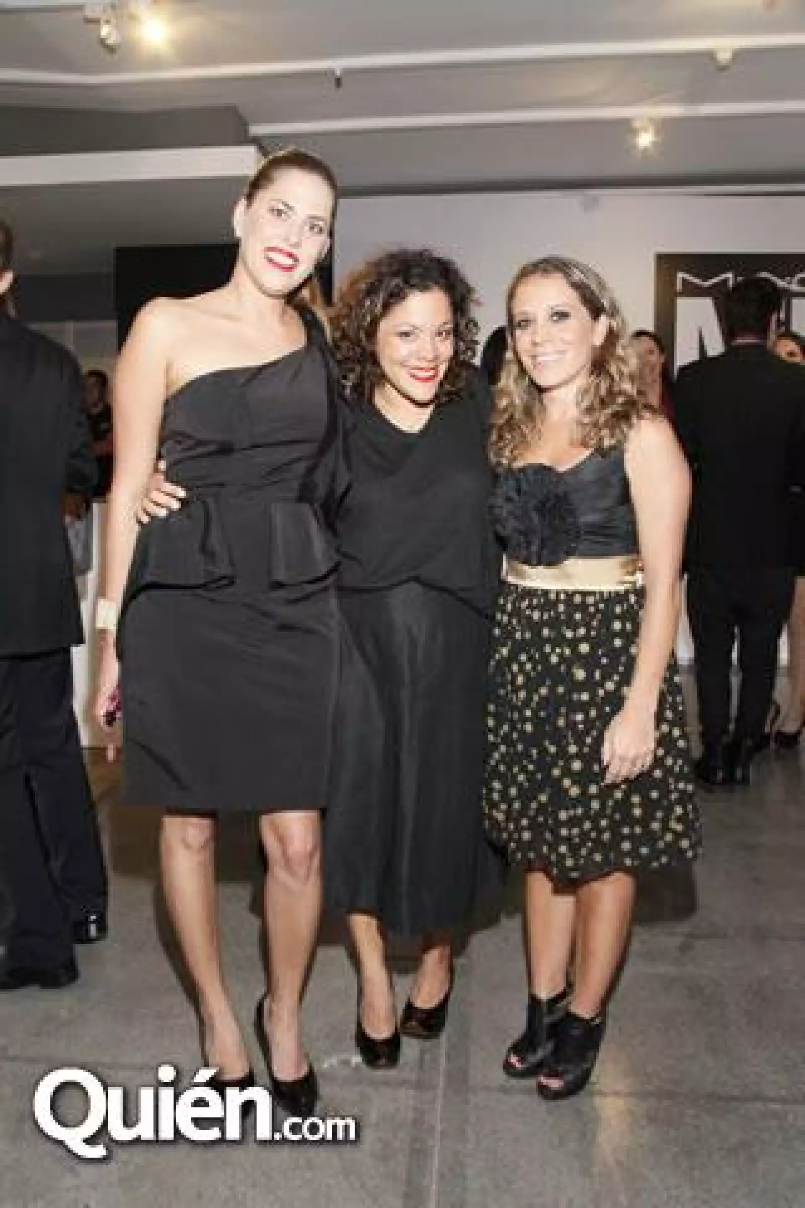 Natasha Martínez,Jeniffer Rosa y Paulina Soto
