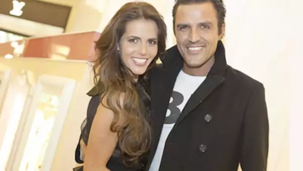 Billy Rovzar y Claudia Álvarez