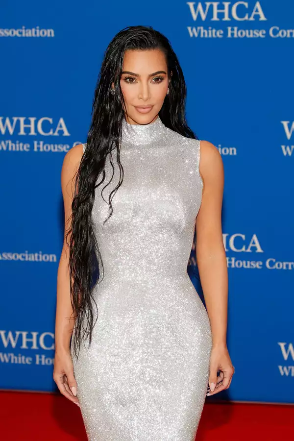 Kim Kardashian sufrió un robo de joyas en un hotel de París en 2016