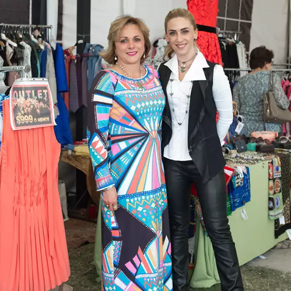 Pilar Solís y Regina Castillo